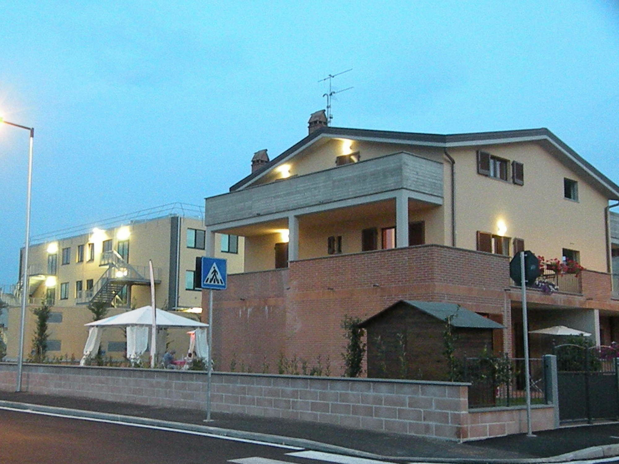 Cameracaffe Sul Lago アレッツォ エクステリア 写真